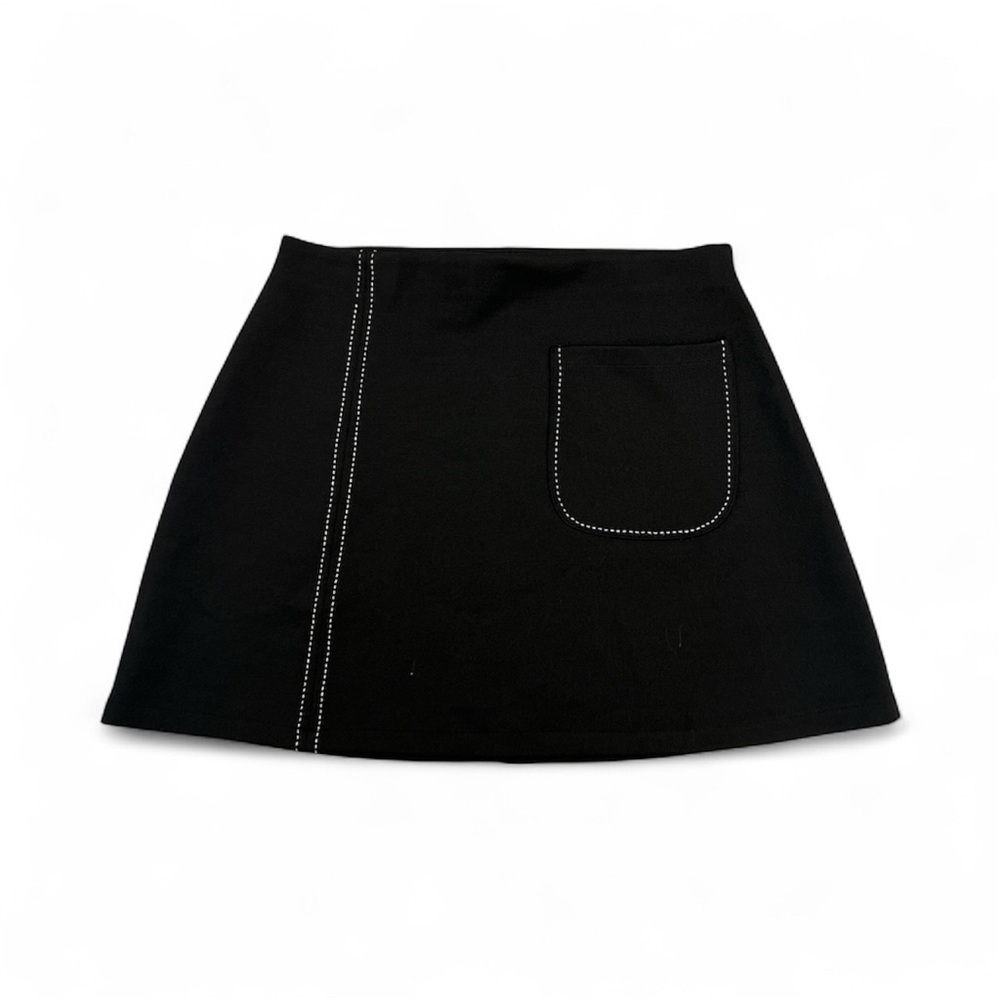 Zara- Elegant Black A-Line Skirt with Pocket Detail Size S